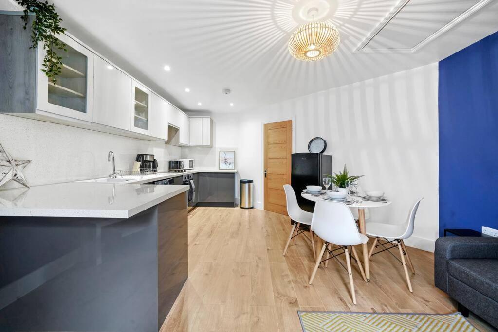 The Chaucer Suite - Exceptionally Stylish - Sleeps 4 Canterbury Exterior foto
